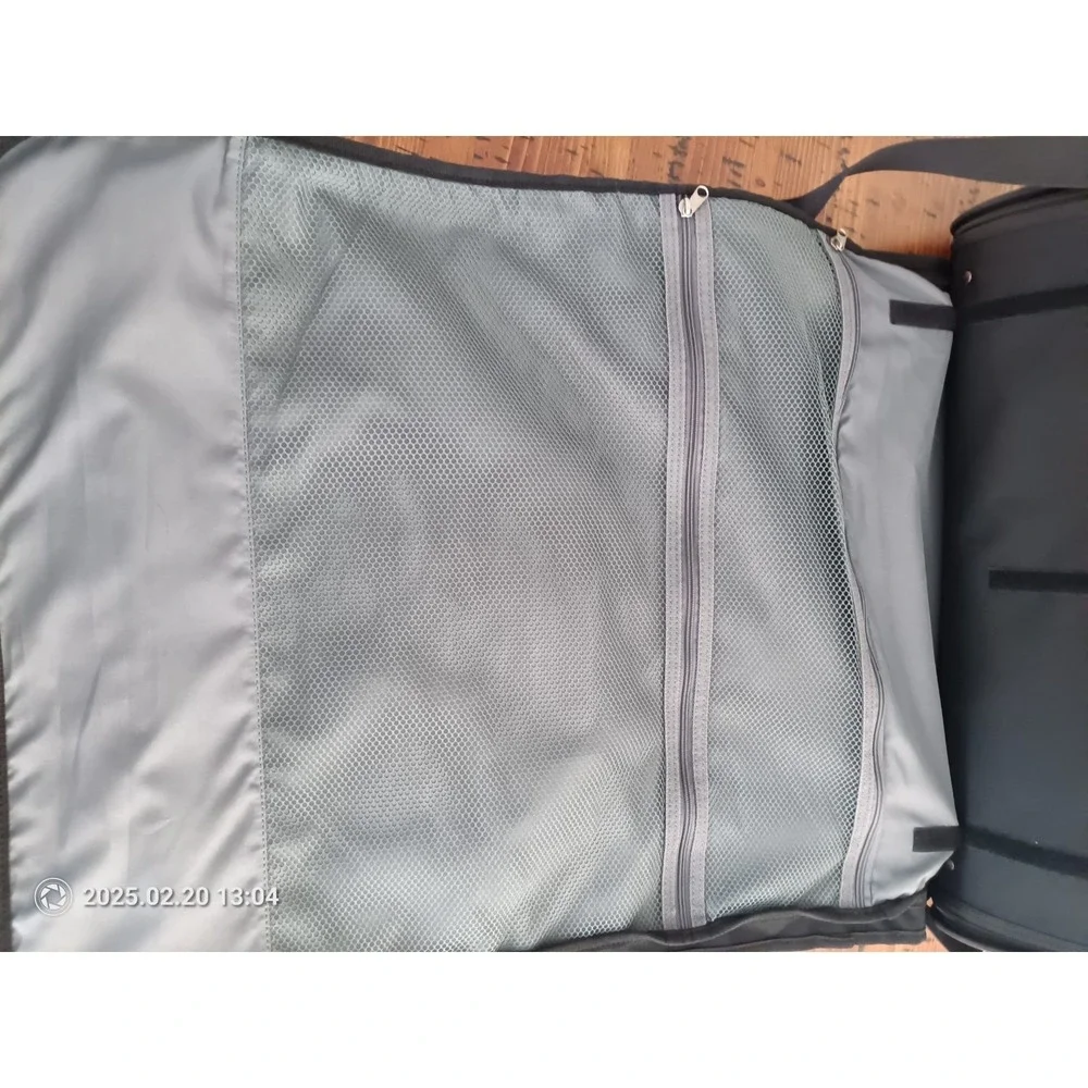 SkyRoll Black Nylon Garment Bag Compact Suit Travel Roll-Up Carry-On Luggage